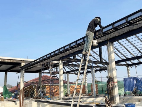 งานติดตั้งรางน้ำสแตนเลส304พับตามแบบซ่อนในโครง