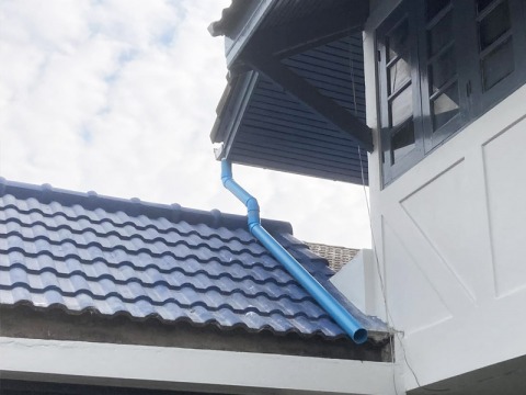 ติดตั้งรางน้ำฝนสแตนเลส304 พร้อมเดินท่อpvc